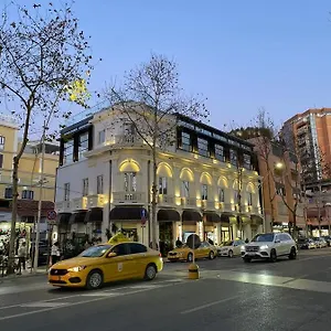 Hotel The Crown Boutique Hotel&spa, Tirana