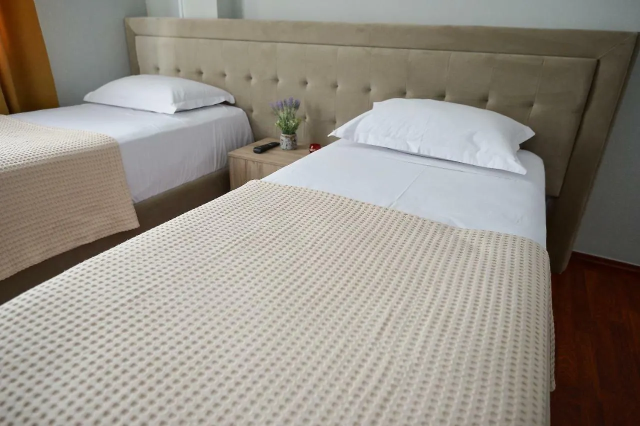 Hotel Niku Tirana